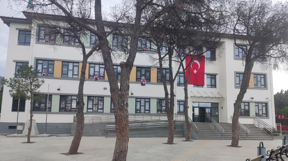 Türkelli Ortaokulu Futbol Turnuvamız Sona Ermiştir!